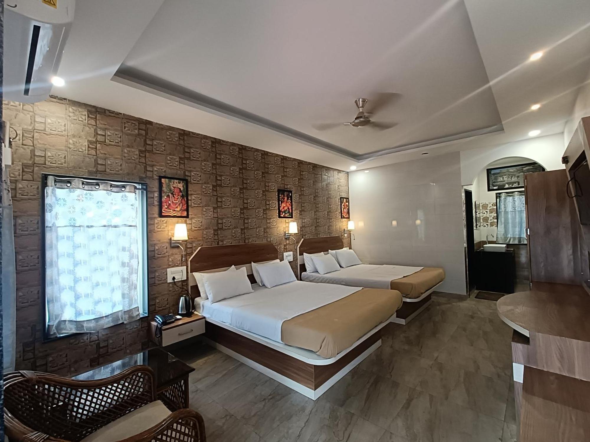 Ellora Heritage Resort Экстерьер фото